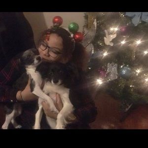 Meet your Posher, Cyrenna